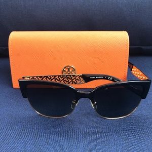 Tory Burch polarized sunglasses